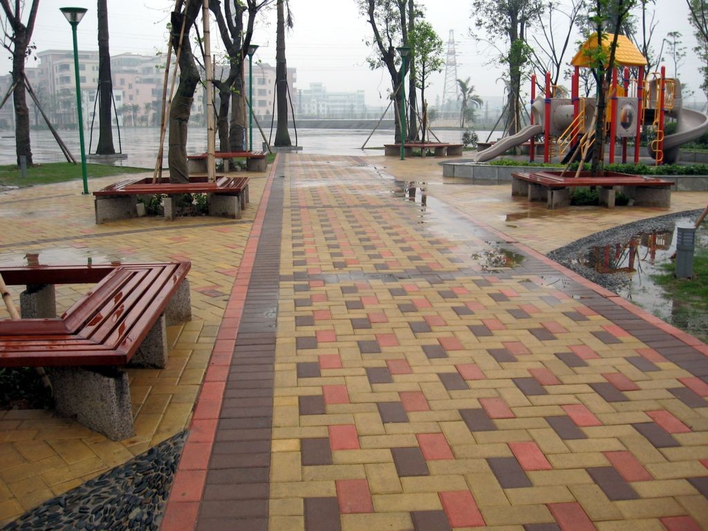 廣州南沙透水磚找華堅水泥,現(xiàn)貨供應(yīng),品質(zhì)保障